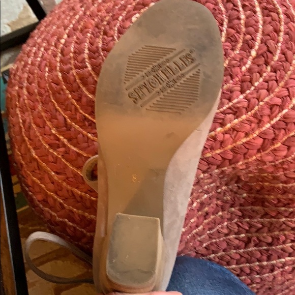 Seychelles Suede Heels - Picture 6 of 6